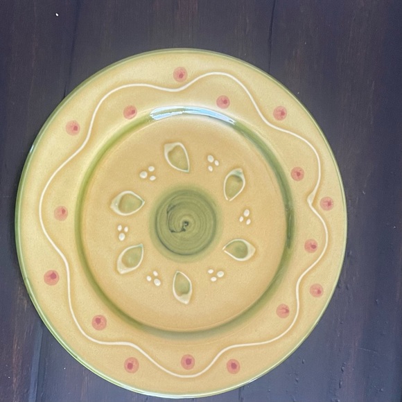 THE CELLER Decorative Yellow and Green Ceramic Plates-14 pieces - Picture 3 of 6